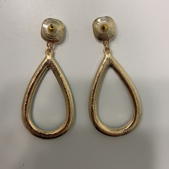 *NWOT* Teardrop Bead Stud Dangle Earring - Picture 5 of 5